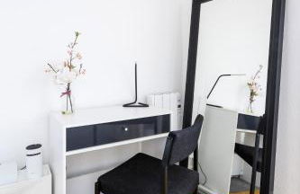 Judah Suites - Stylish 1BR Apartments with Parking & WIFI - Foto 20