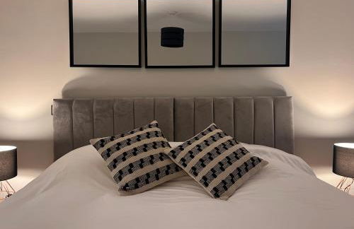 Modern Apartment - BHX NEC - Free Secure Gated Parking - Foto 1