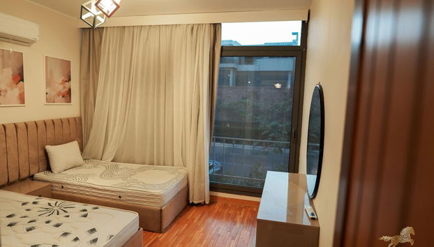 Villa With pool&Garden-Beverly Hills - Photo 2, Chambre