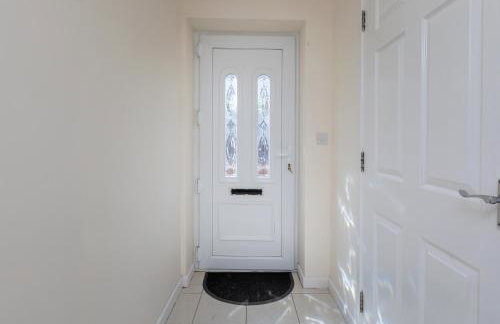 Spacious Luxurious Serviced Accommodation 6 - Photo 58