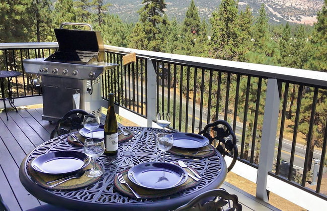 Mountain Palette by Avantstay Hot Tub, Game Room, Deck, Sweeping Views! - Photo 95