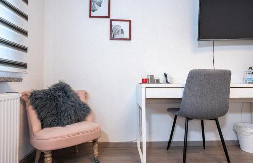 modern house with pool - 3 bedrooms 2 Bathrooms - Foto 57