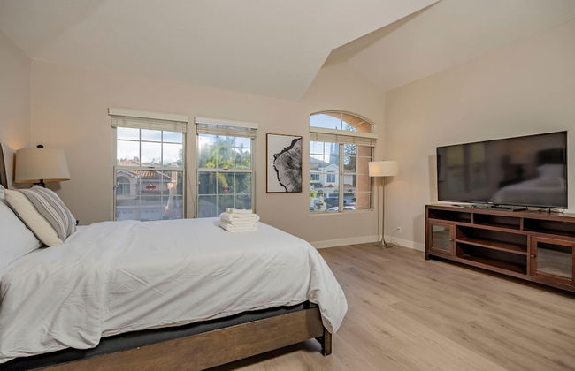 Newly Remodeled Suburban House - Foto 33