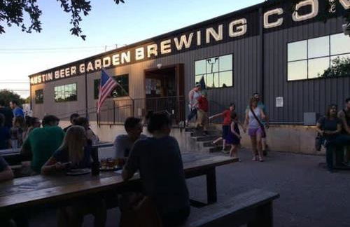 Walk to Zilker Barton Springs 5BR 3BA Villa Sleeps 14 - Foto 28