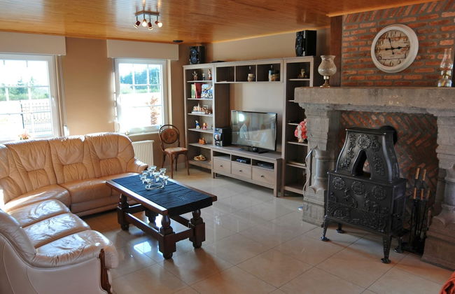 Modern Holiday Home in Somme-leuze With Garden - Foto 23