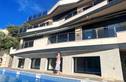 Villa de lujo con vistas al mar y piscina privada - Foto 2