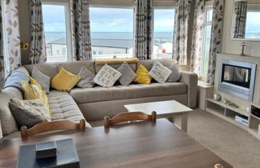 Main South View A8 - Crimdon Dene Holiday Park - Photo 9