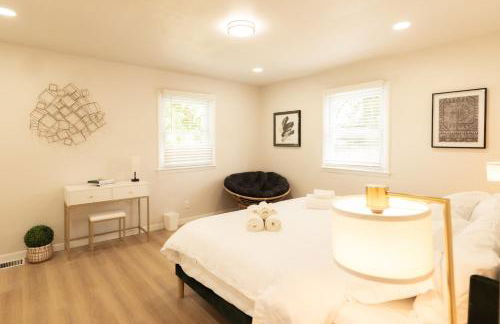 Work, Rest and Gather - Spacious 3BR with Modern Charm - Foto 33