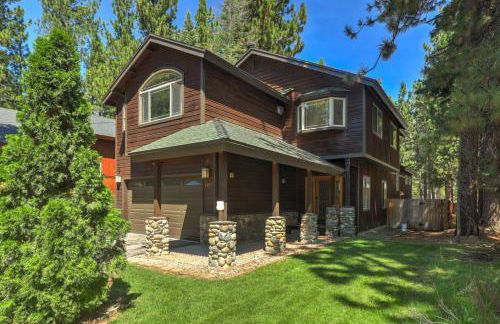 TaHaus Hot Tub Pool Table Dog Friendly - Foto 3