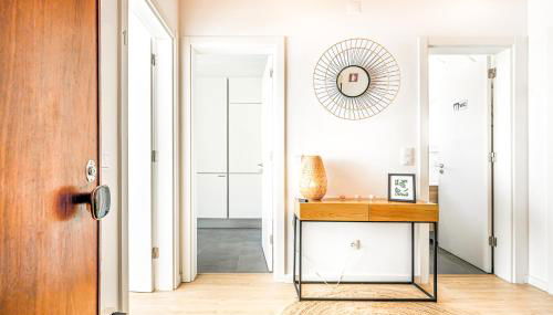 Two bedroom apartment close to train station by Lisbon with Sintra - Photo 3