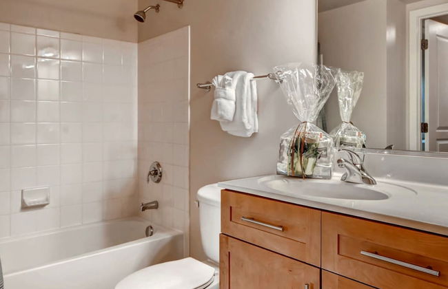 Bluebird Suites in Crystal City - Photo 23