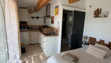 Studio dans maisonnette en pierre - Foto 2