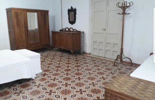 La Nava, casa de pueblo con patio y calefacción con chimenea - Foto 32