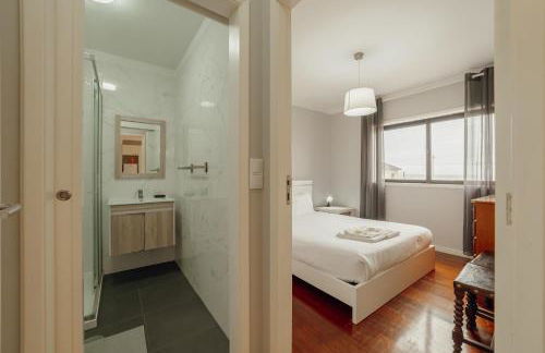 Espinho Seawalk AND Seaview by Vacationy - Foto 15