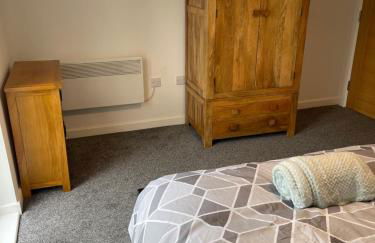 Lovely, Sleeps 8, Cafe Bars, Central Formby - Foto 13