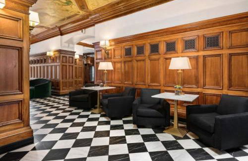 Gold Coast studio w doorman gym 2 blocks to L CHI-916 - Photo 23