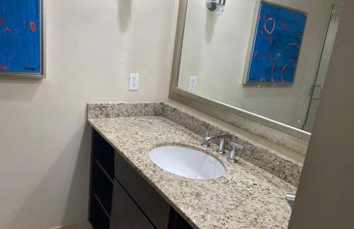 Ocean Breeze Condo - Intracostal and Ocean views at GalleryOne - Foto 12