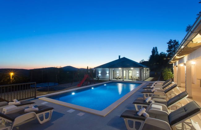 Marijana - Modern With Pool - H - Foto 11