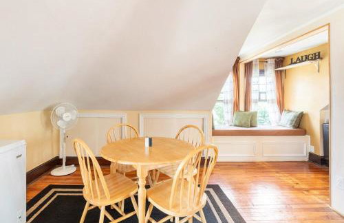 Quaint 3rd Floor Loft - Foto 28