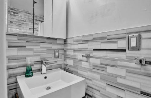 Stylish 3BR-2BA in Gramercy - Foto 26