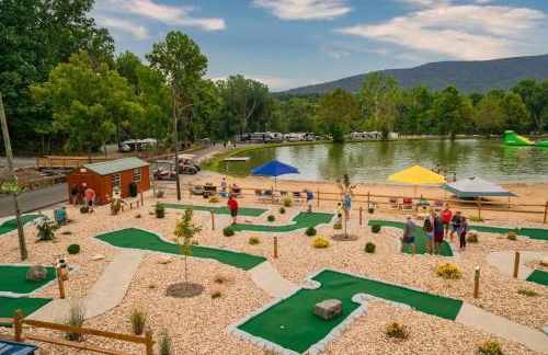 Jellystone Park at Natural Bridge - Foto 18