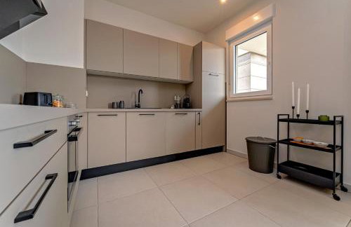 Luxury villa Adris with heated pool, Gym, sauna - Split - Photo 22