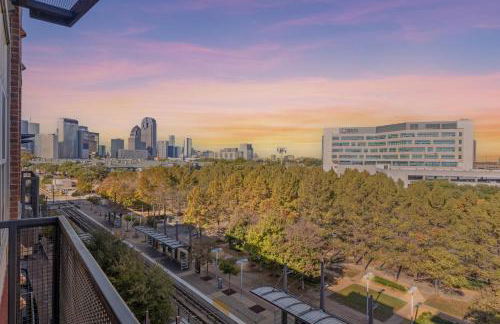 Luxury Skyline Escape, FIFA World Cup, King Bed, Free Parking, DT View, Sauna - Foto 3