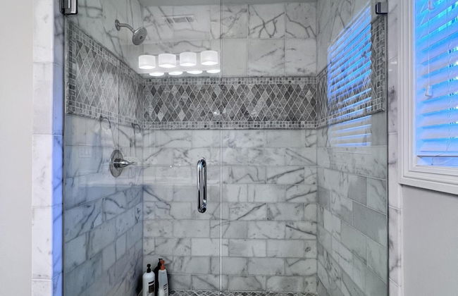 Swanky 5 bedroom 4.5 bath home (3 Master Suites) - Foto 19