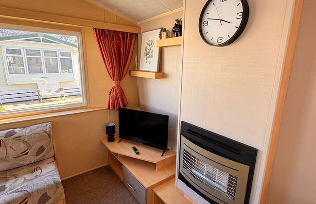 3 Bed Caravan - Side Gated Decking, Wifi, Pets - Foto 11