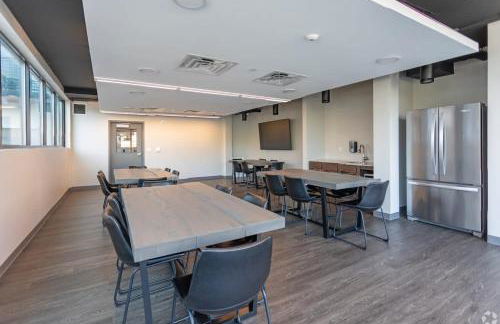 2 Bedroom Brand New Apartment Near Mayo, Park Free - Foto 22