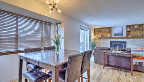 Family-Friendly Aurora Vacation Rental with Yard! - Foto 2