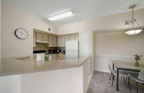 Spacious 2BR with Open Layout - Foto 10
