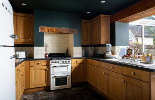 Chipping Campden Shabby Chic on Famous High Street - Photo 12