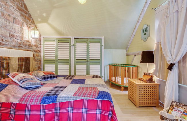 Holiday Home in Auvergne With Roofed Garden and Terrace - Foto 6