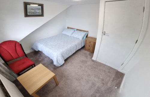 3 Bedroom House Ideal for Work Family Short or Long Term Stays Easy Access to Manchester Oldham Halifax Bury - Foto 27