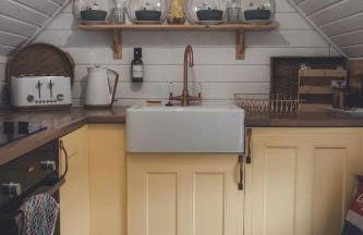 2 - Romantic cabin escape, with outdoor copper bathtub! - Foto 7