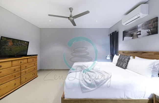 Modern Living Private Pool Bar Pets OK - Foto 20