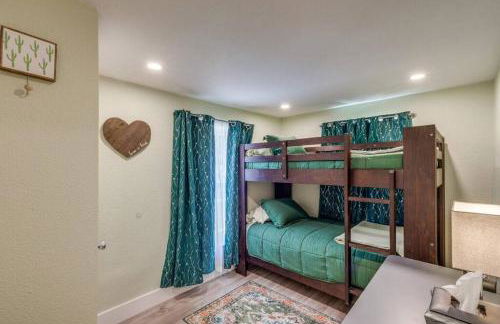 StockYards! Less than 4 minutes-Sleeps 8-Lee House - Foto 17