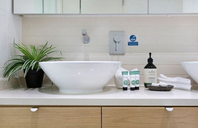 ZEN Paradise - 2-br Waterfront Ocean View Retreat - Photo 34