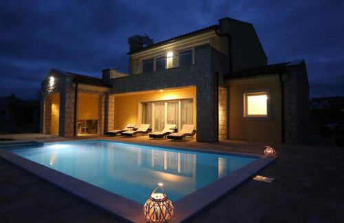 Luxury Villa Lidija - Photo 18