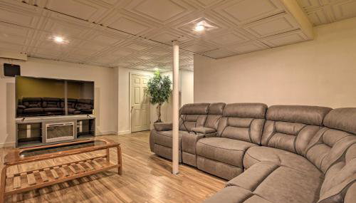 Cape Cod Home with Game Room - 3 Mi From Mayflower! - Foto 3