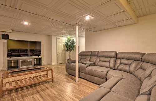 Cape Cod Home with Game Room - 3 Mi From Mayflower! - Foto 3