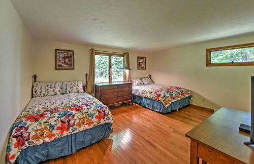 Families Welcome! East Falmouth Home 4 Mi to Beach - Foto 18