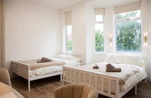 Entire Luxury Home in Old Trafford, next to MUFC - Foto 6