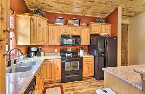 Top-Rated Torreon Community! Deck and Forest Views! - Foto 10