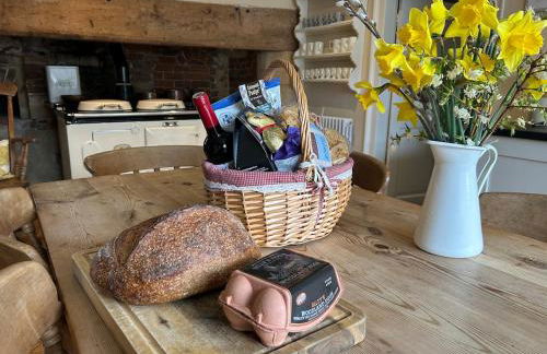 Beautiful Cotswold Farmhouse with Hot tub - Foto 26