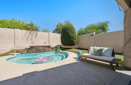 Chic Desert Retreat - Lush Spa Pool - Mini Golf - Foto 50