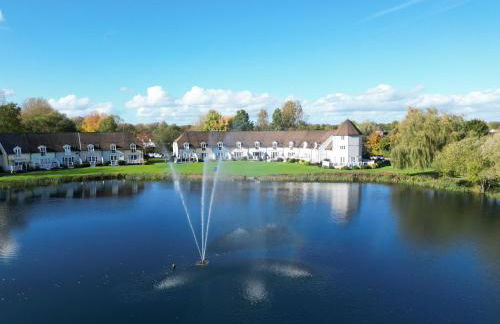 Luxury Kingfisher Lodge, Isis Lake, within the Cotswold Waterpark - Foto 37