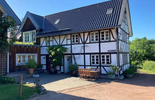 Fachwerkhaus am Waldesrand - Photo 1