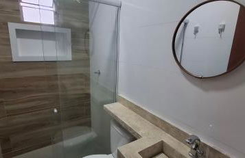 Espaço inteiro prox do aeroporto com ar cond e chuv elétrico - Foto 32